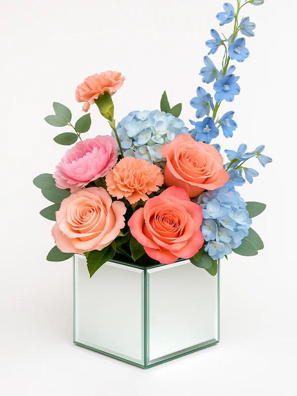Mirrored Glass Cube Vase - 5" x 5" x 5" (Box of 6) - Image 2